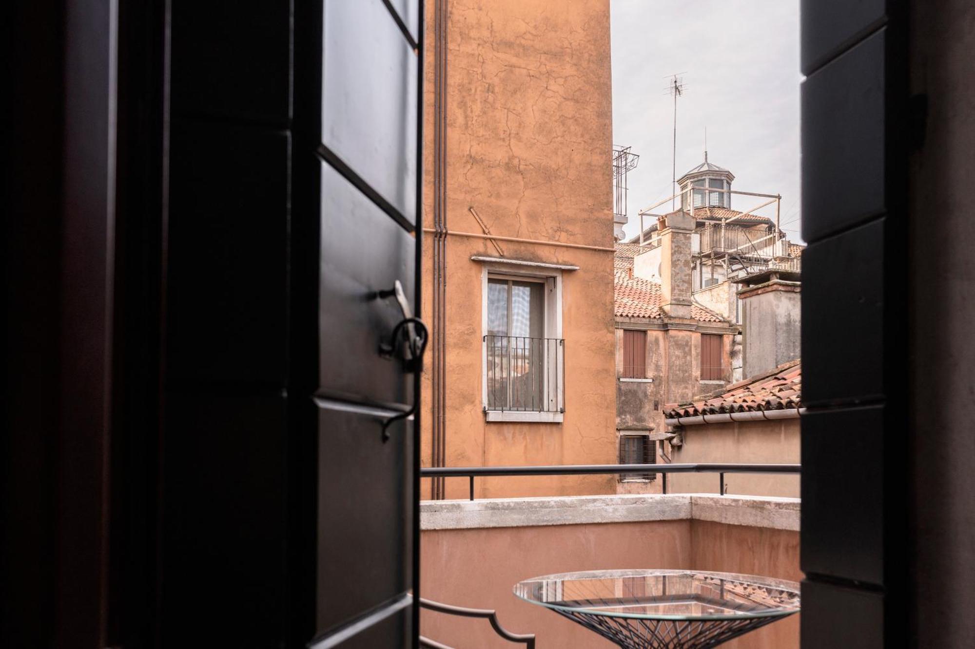 Be Mate Ponte Di Rialto Lejlighedshotel Venedig Eksteriør billede